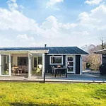 Vakantiehuis 4 star holiday home in Grenaa Grenå