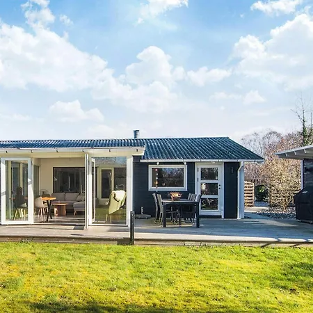 Holiday home 5 Person In