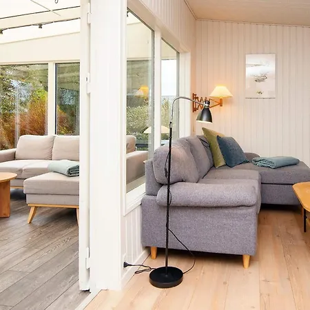 4 Star Holiday Home In Grenaa Hébergement de vacances *