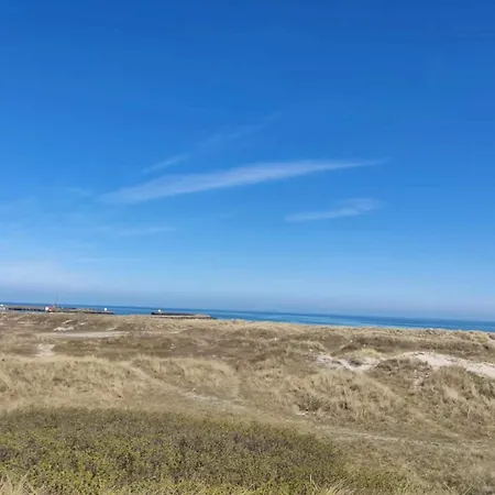 4 Star In Holiday home Grenaa